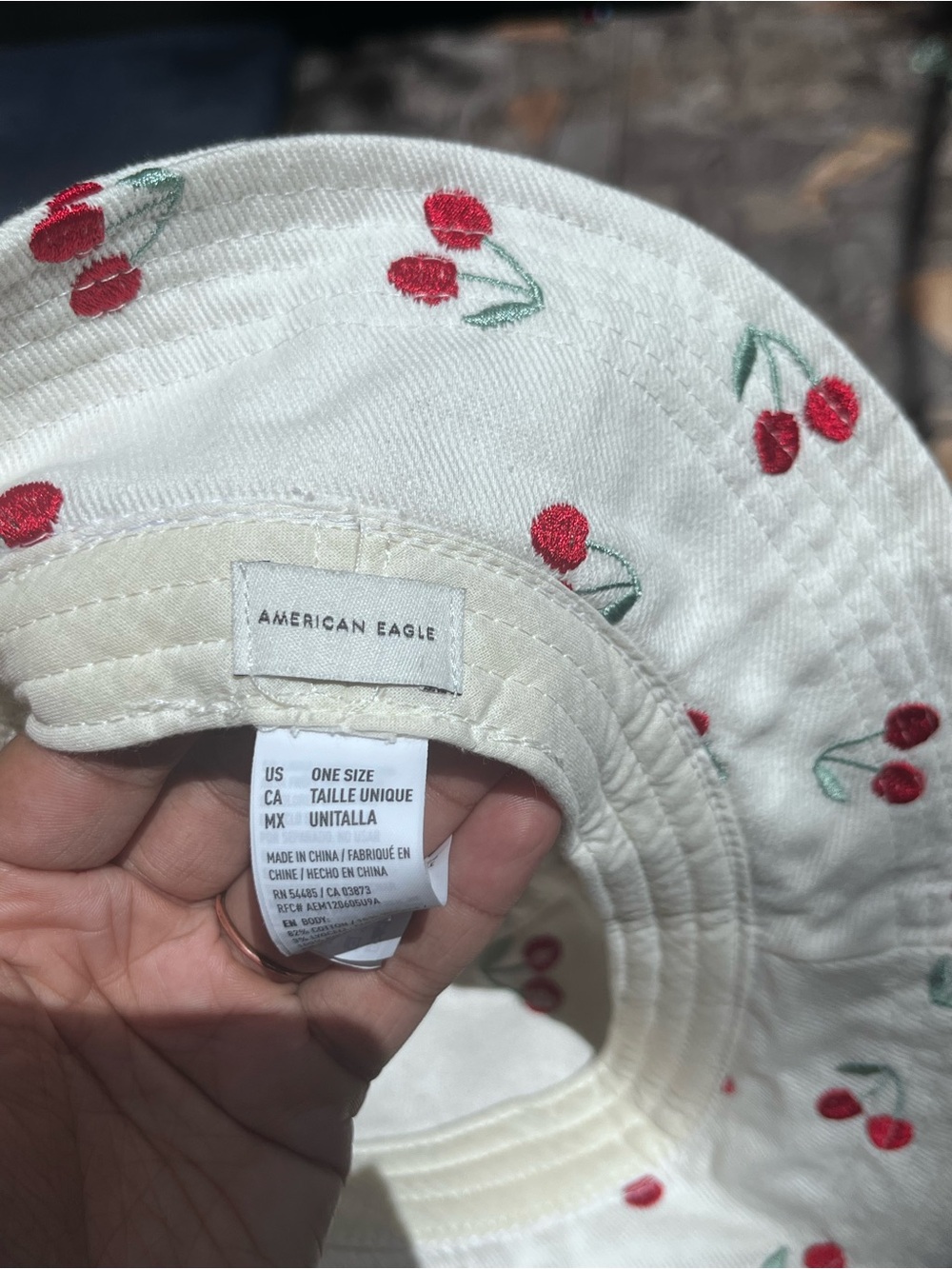 Y2K American Eagle Outfitters White Bucket Hat with Red Cherry Embroidery - Picture 2 of 2